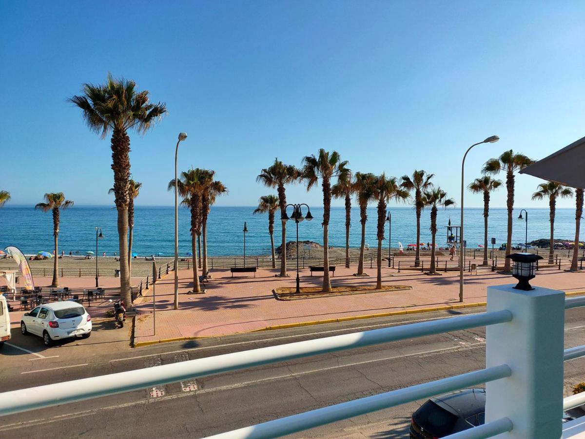 Вилла Tranquila Casa Frente Al Mar Адра Экстерьер фото